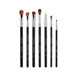 Sigma Beauty Basic Eye Makeup Brush Set, 7 Classic Brushes for Eyeliner, Eyeshadow & Eyebrows